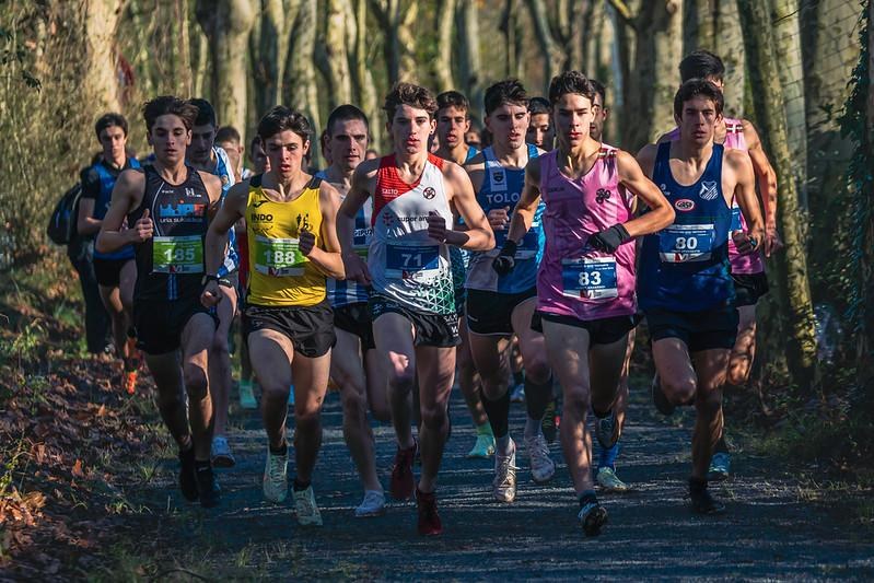 BATEKO ATLETAK ESPAINIAKO KROS TXAPELKETAN IZAN DIRA EUSKADIKO SELEKZIOAREKIN