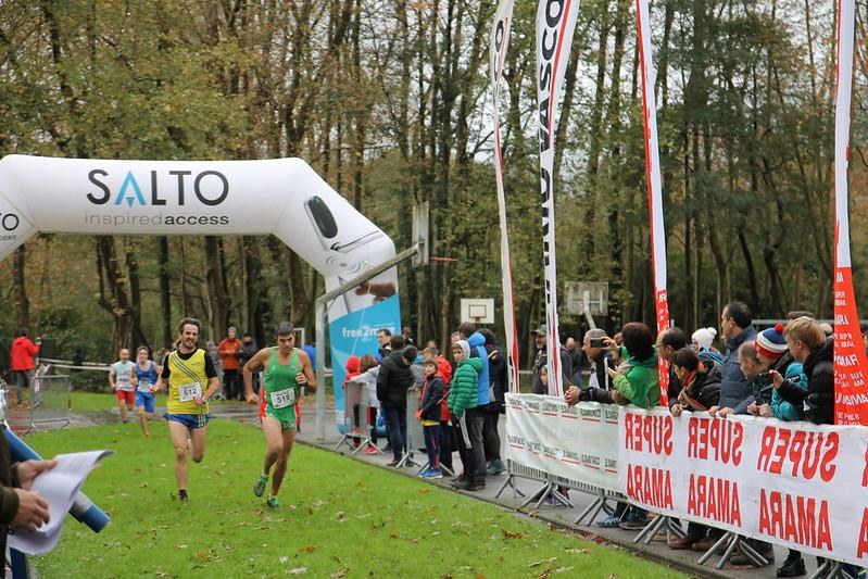 BIDASOA ATLETIKO TALDEAK IRUNGO KROSA ANTOLATU DU IGANDERAKO