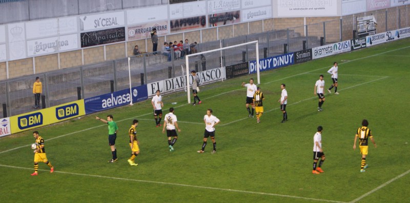 Estu hartu du Real Unionek Barakaldo liderra