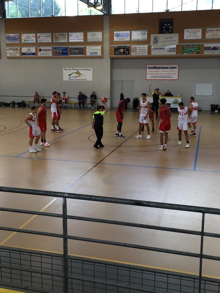 HENDAIA BASKET BALLEK PORROTAREKIN EKIN DIO DENBORALDIARI