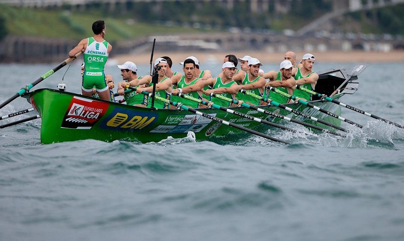 HONDARRIBIAKO GIZONEN TRAINERUA KONTXARAKO SAILKATUA